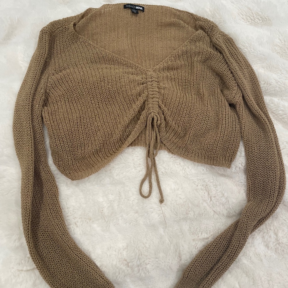 Knitted crop sweater